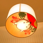 高島屋　大阪店6F
こどもフロア 授乳室の
照明のイラストや絵を飾っていただいてます。